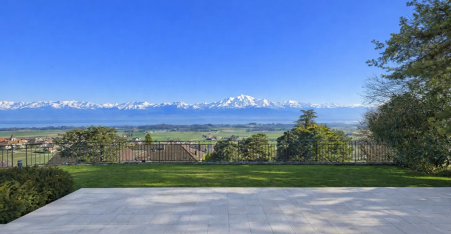 Stunning view from this individual villa - Photo 5 of 12