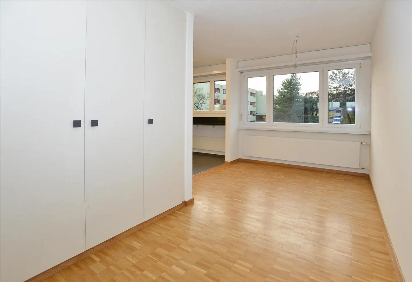 Appartement spacieux et moderne de 4,5 pièces "Louer sans dépôt" - Photo 2 sur 7