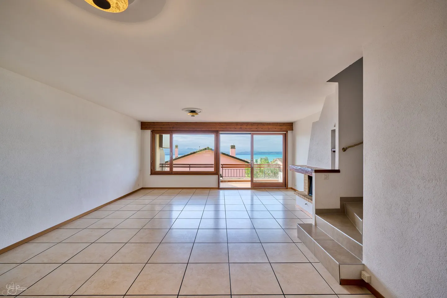 Una casa familiare con vista libera - Foto 3 di 11