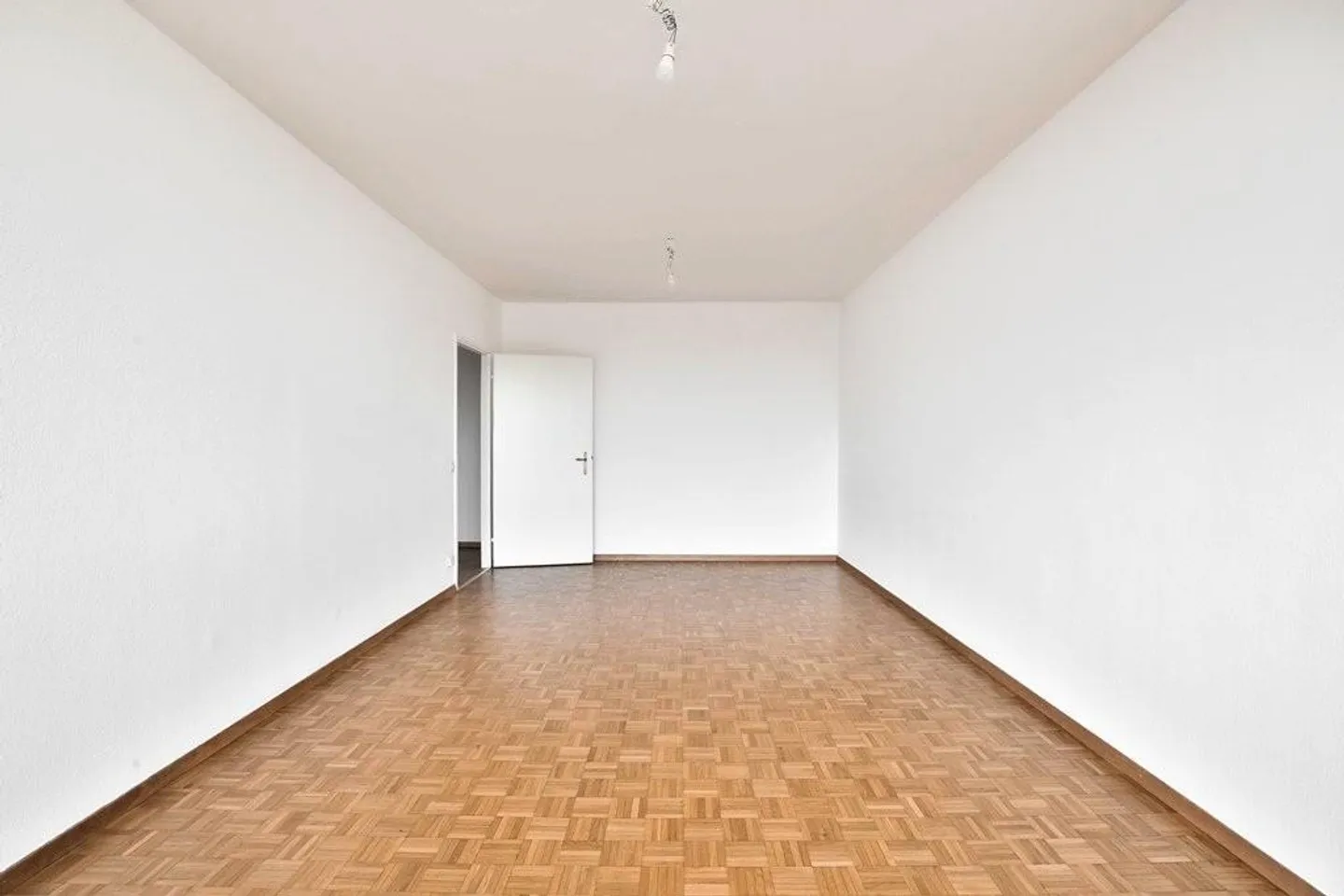 Beautiful apartment in the heart of the Servette district - Photo 6 of 10