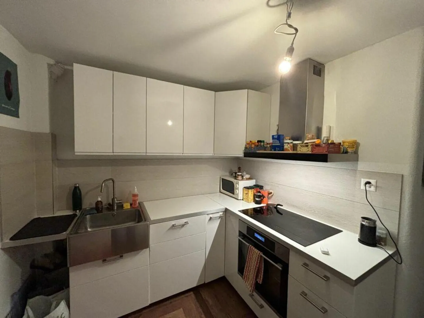 Befristete 4-Zimmer-Wohnung an bester Lage im Kreis 5 bis am 31.03.... - Foto 1 von 9