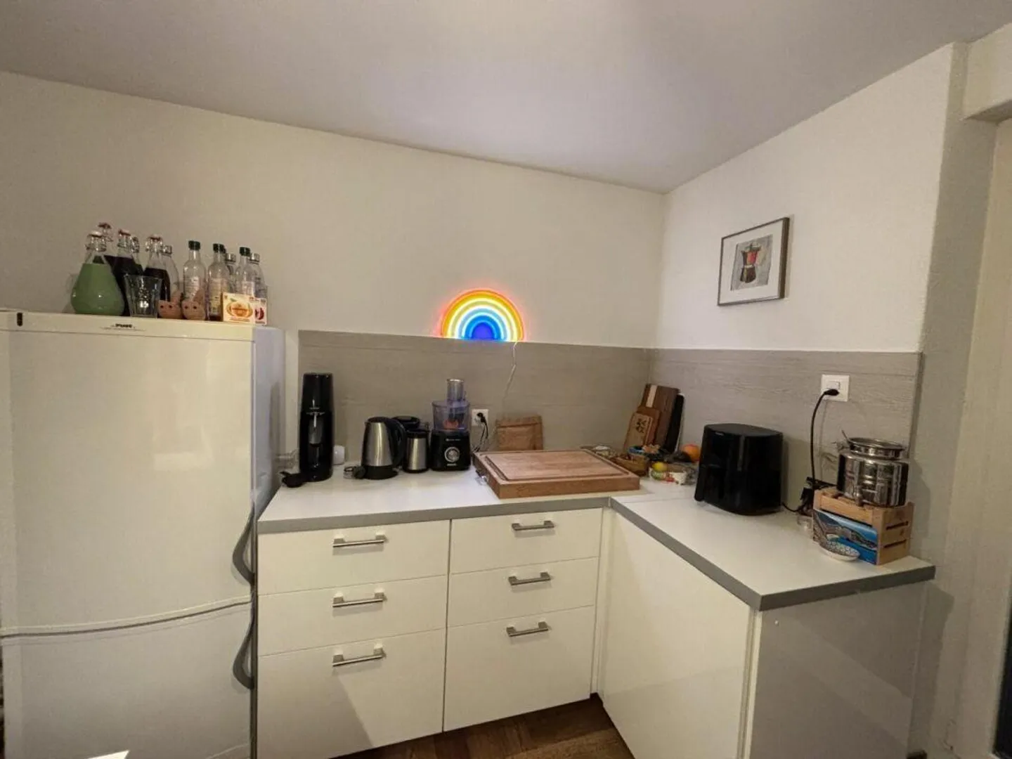 Befristete 4-Zimmer-Wohnung an bester Lage im Kreis 5 bis am 31.03.... - Foto 2 von 9