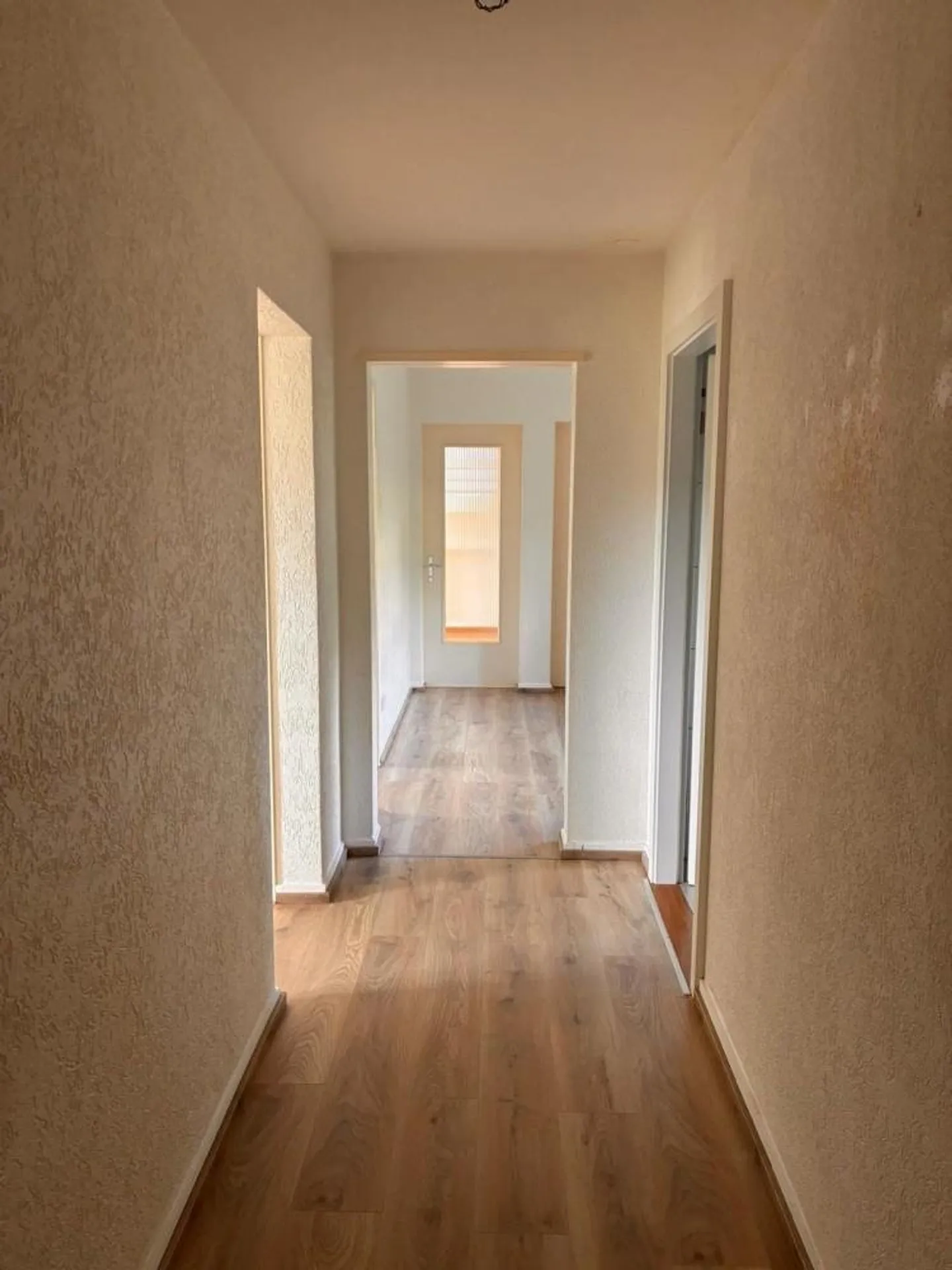 Voller Komfort in dieser coolen Wohnung im Erdgeschoss! - Foto 6 von 10