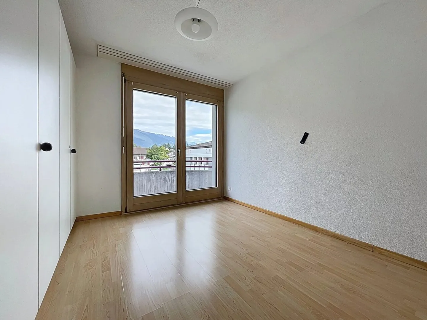 Exclusivity - Superb opportunity near the center - Photo 8 of 11