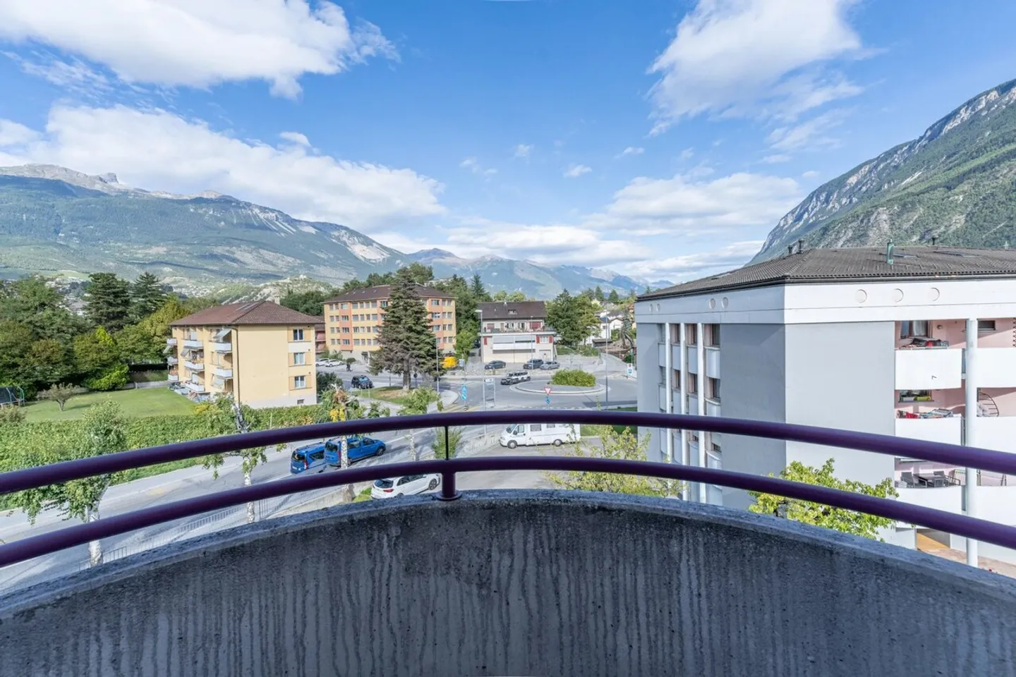 Exclusivity - Superb opportunity near the center - Photo 9 of 11