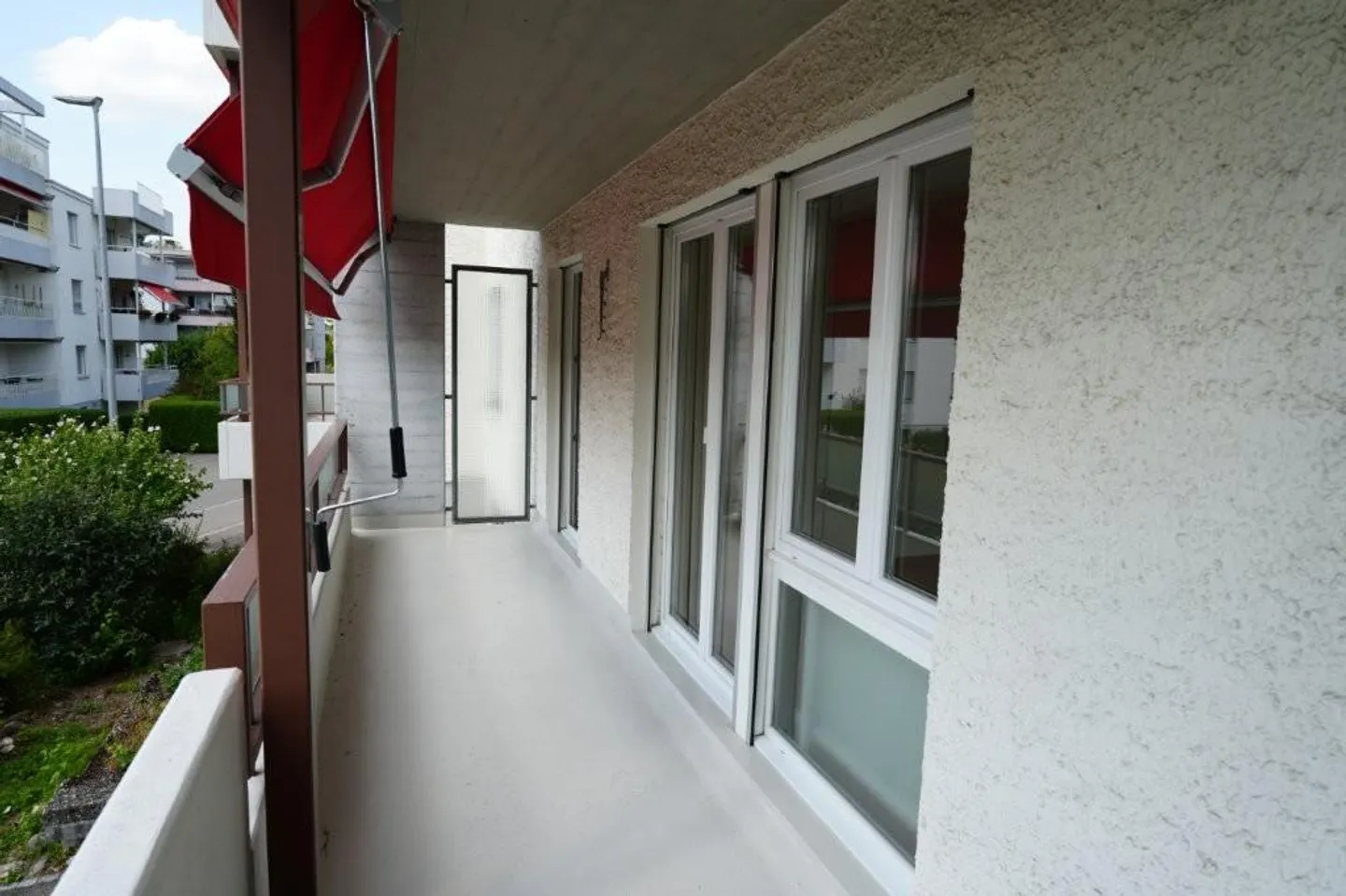 appartamento di 3 stanze situato centralmente a Kreuzacker... - Foto 10 di 12