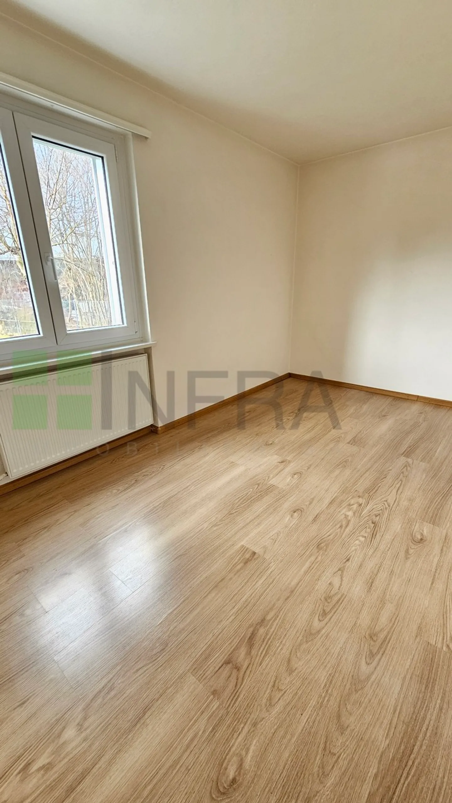 Bellissimo appartamento di 3 stanze con giardino privato e terrazza - Foto 8 di 11
