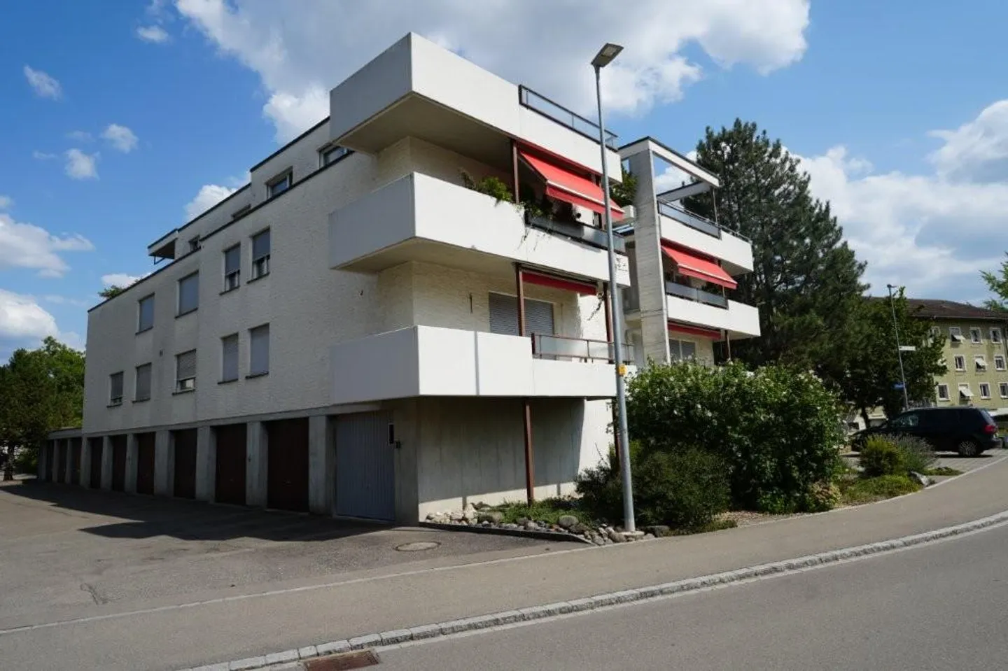 appartamento di 3 stanze situato centralmente a Kreuzacker... - Foto 12 di 12