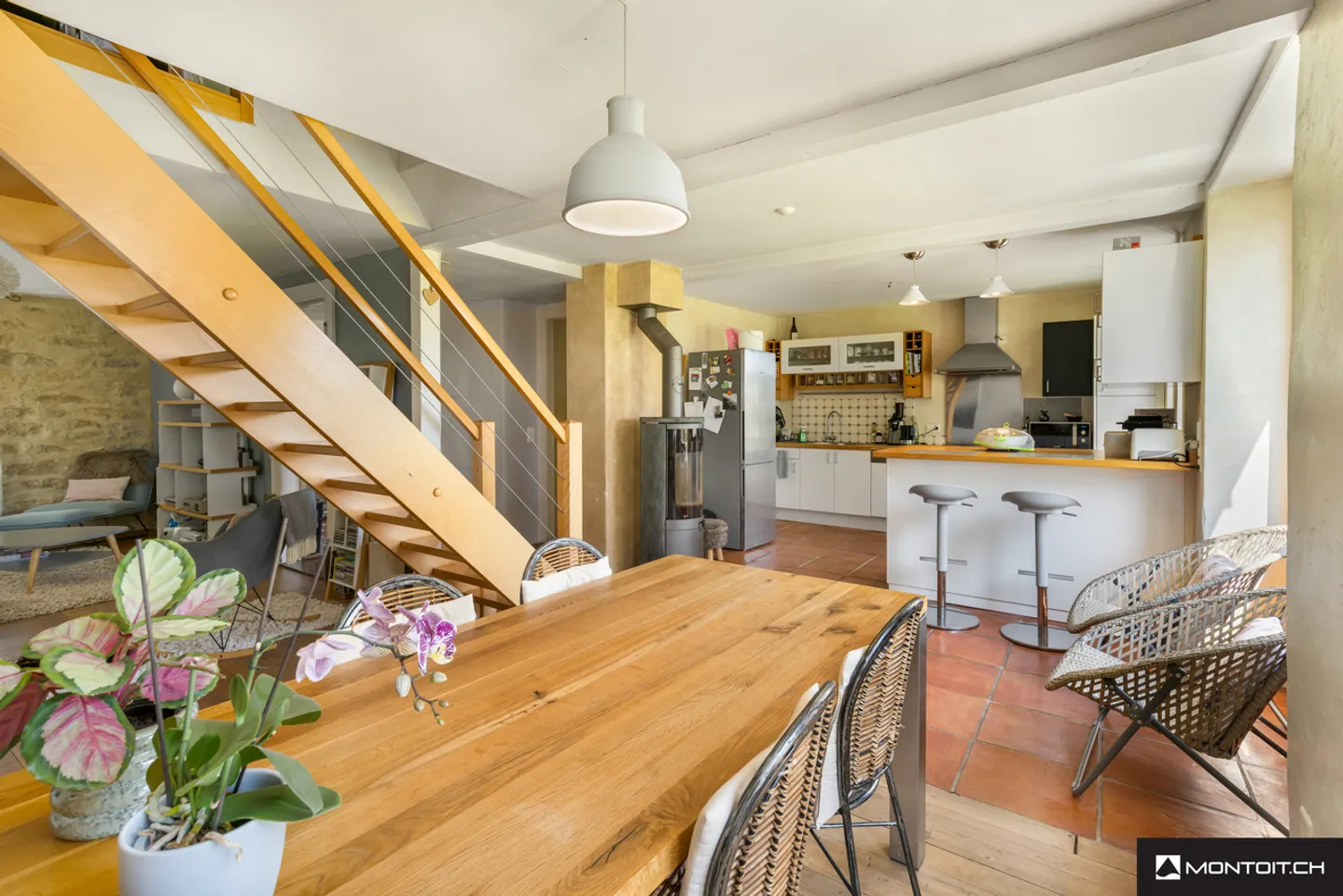Champagne, in vendita, casa unifamiliare di 240 m2, terreno di 1137 m2 - Foto 3 di 9