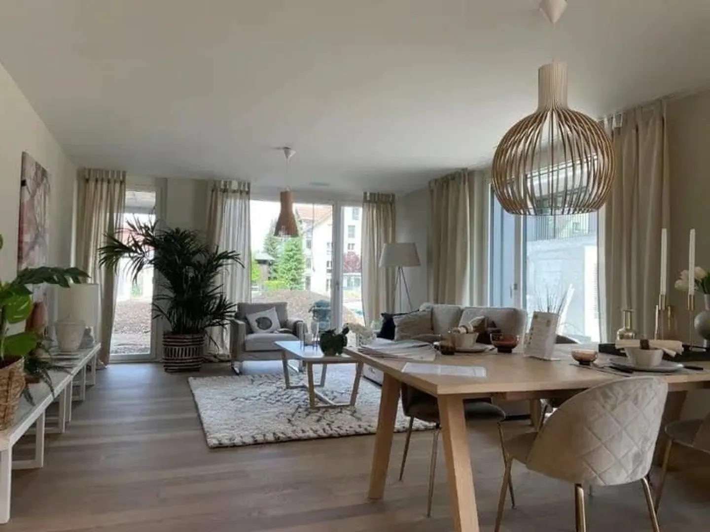 Living in Arrivo, attractive, modern 3.5-room apartment on the 2nd floor - Photo 1 of 9