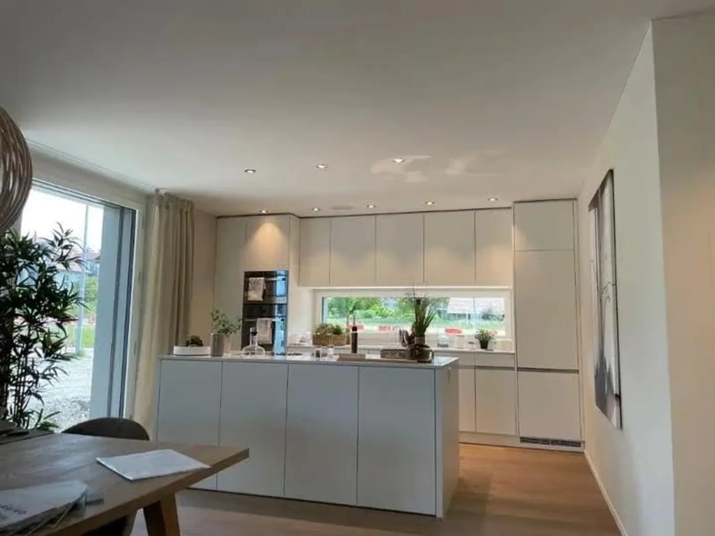 Living in Arrivo, attractive, modern 3.5-room apartment on the 2nd floor - Photo 4 of 9