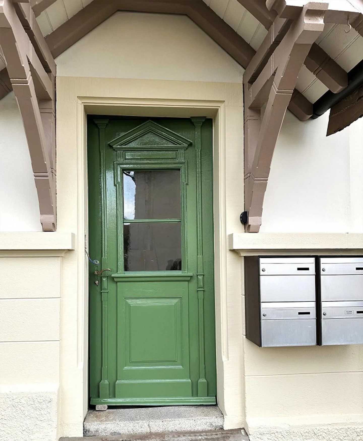 L'Art Nouveau rencontre la modernité – Appartement sous les combles de 4,5 pièces avec vue - Photo 6 sur 7