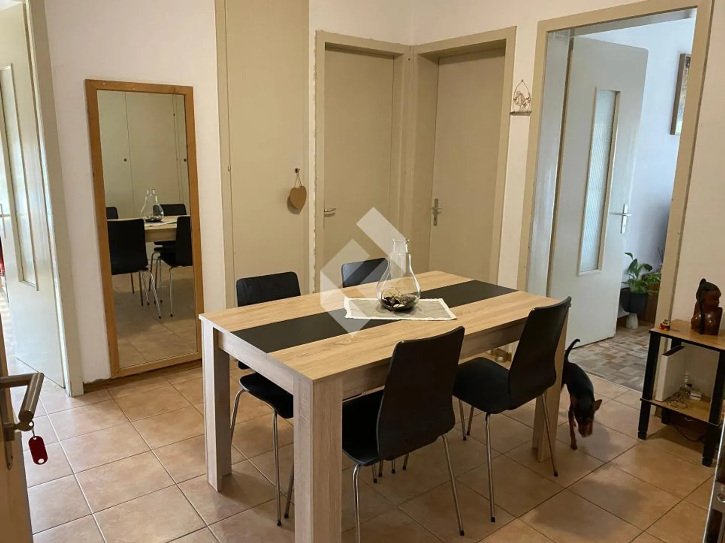 2.5 Room Apartment for Rent - Ideal for Investors - Photo 4 of 9