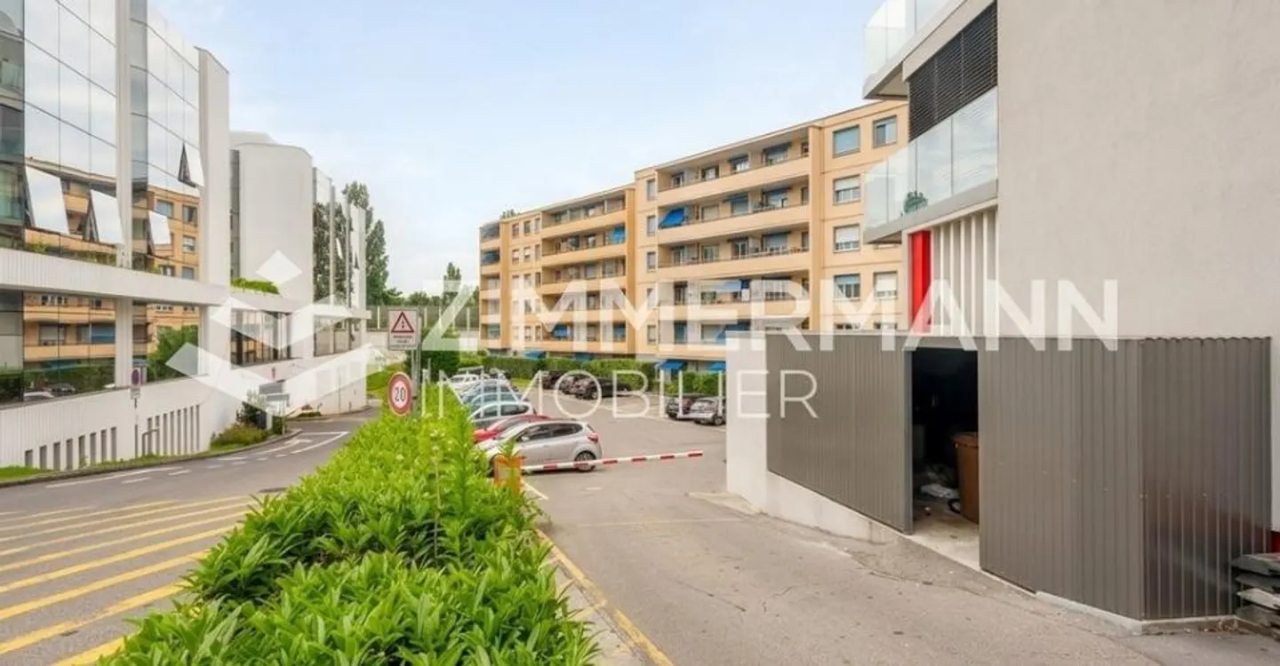 Spazioso appartamento di 2.5 locali a pochi minuti dal lago - Foto 1 di 7