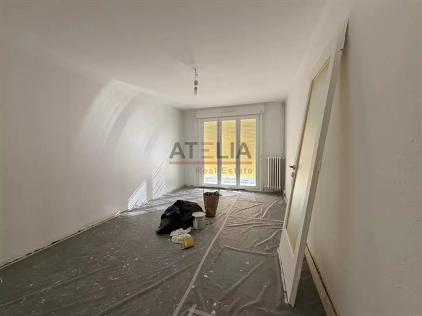 Appartamento di 4 stanze con due balconi - Foto 2 di 2