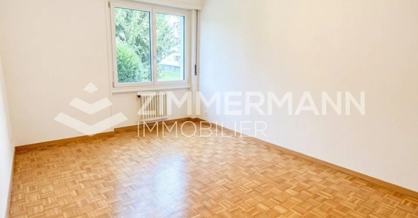 Spazioso appartamento di 2.5 locali a pochi minuti dal lago - Foto 6 di 7