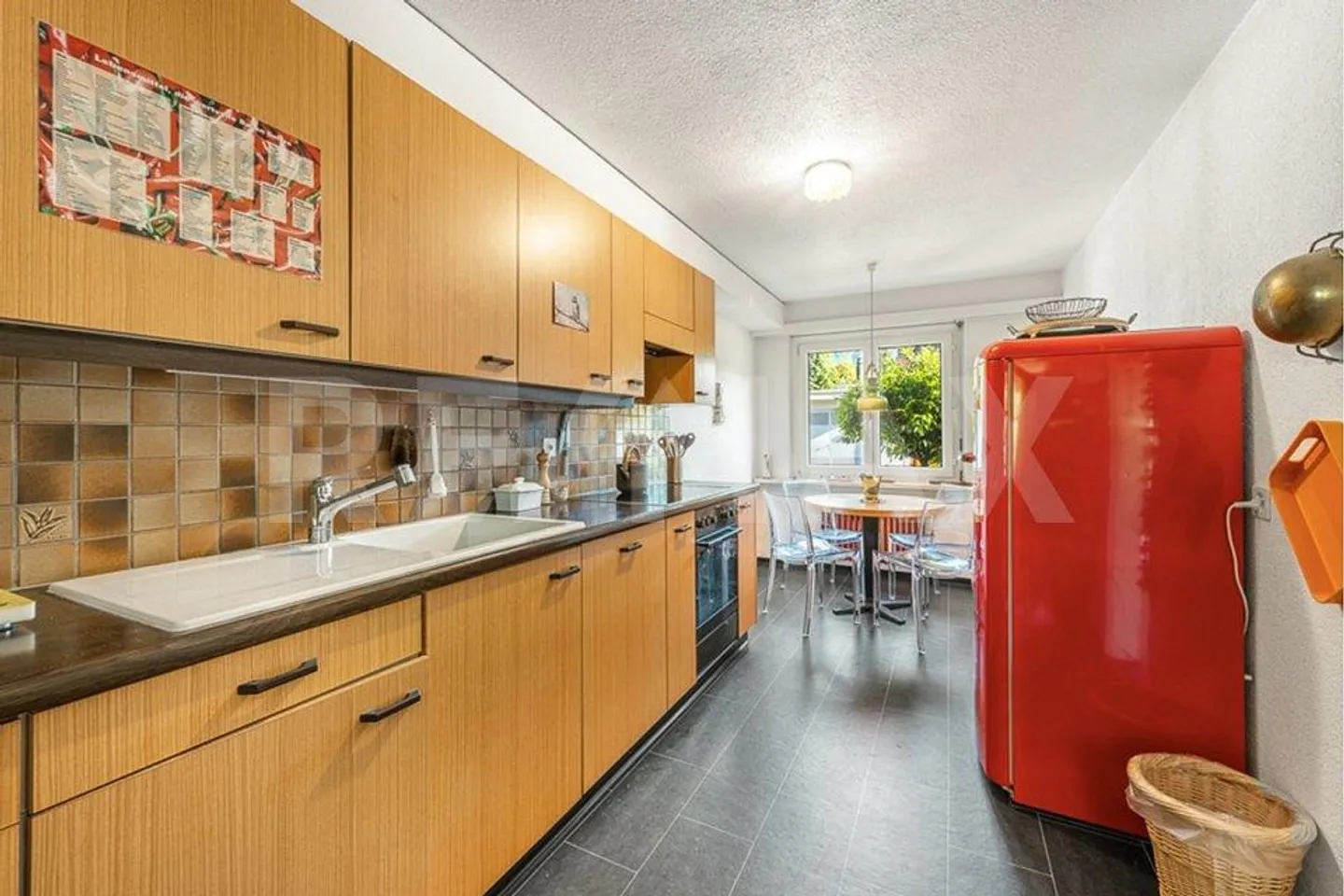 Casa a schiera di 5½ stanze con giardino e garage - Foto 4 di 13