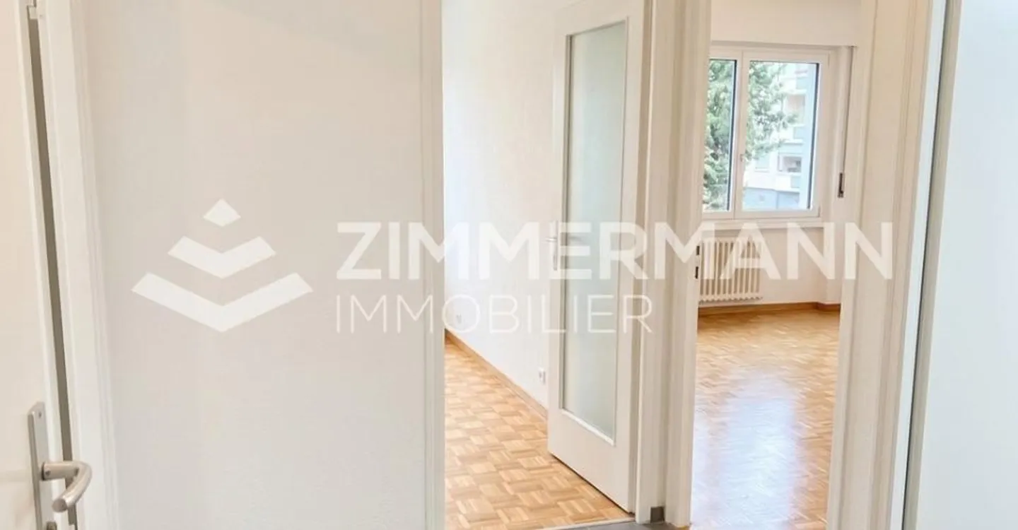 Spazioso appartamento di 2.5 locali a pochi minuti dal lago - Foto 3 di 7