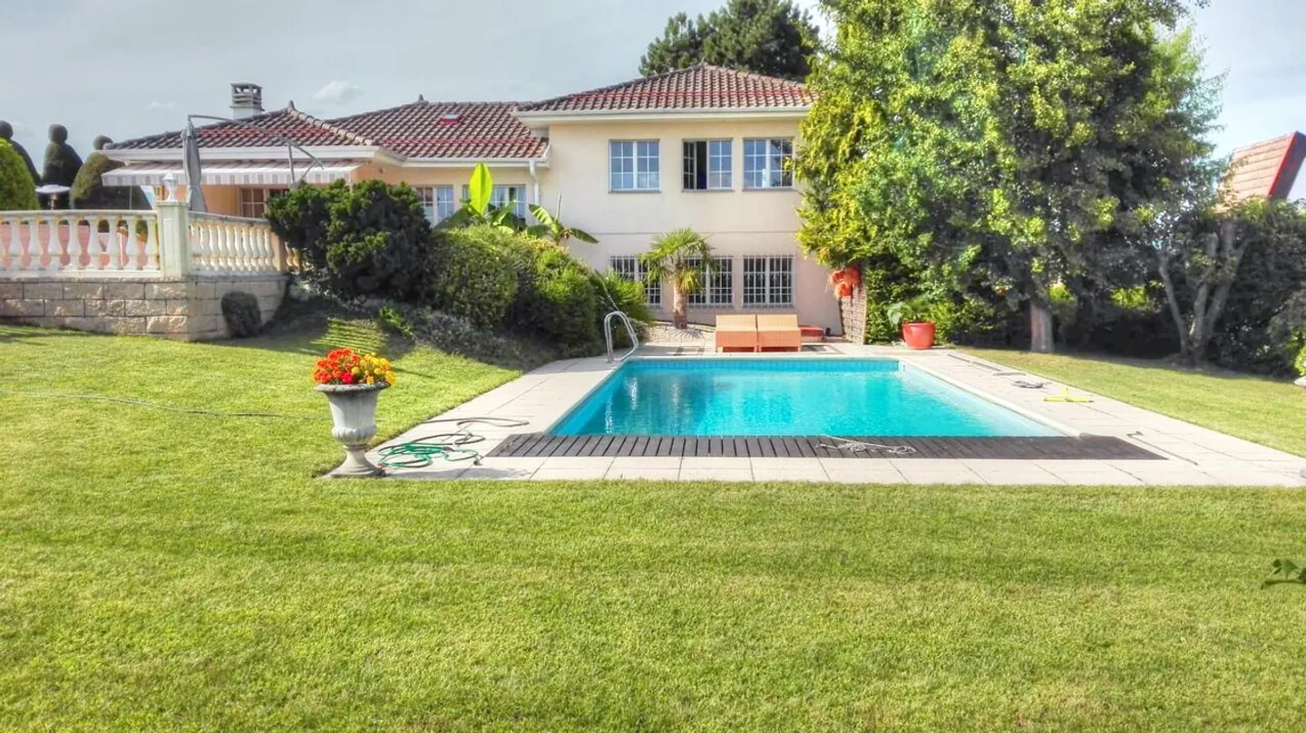 Villa in posizione tranquilla con vista lago - Foto 5 di 11