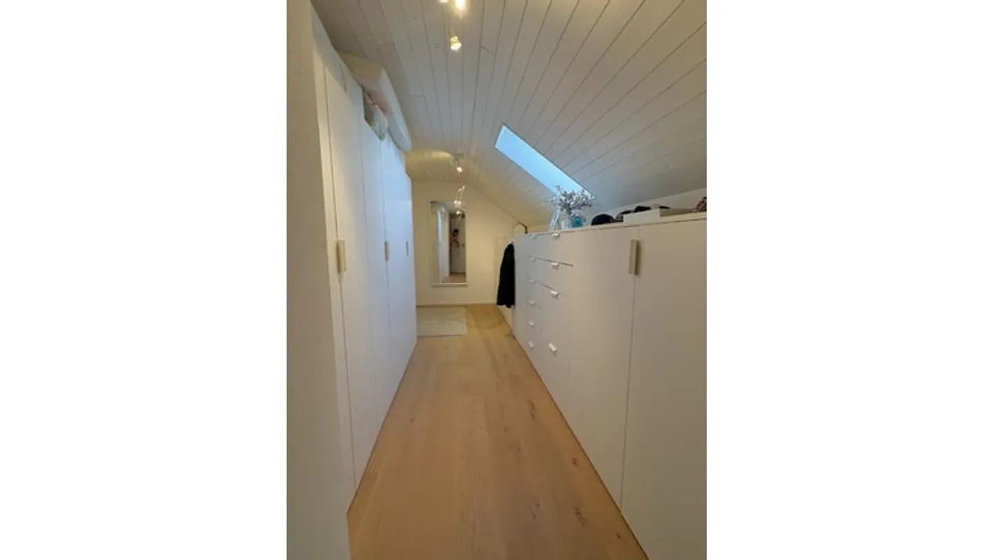 7½ ROOM HOUSE IN UNTEREGGEN (SG), FURNISHED, TEMPORARY - Photo 6 of 10