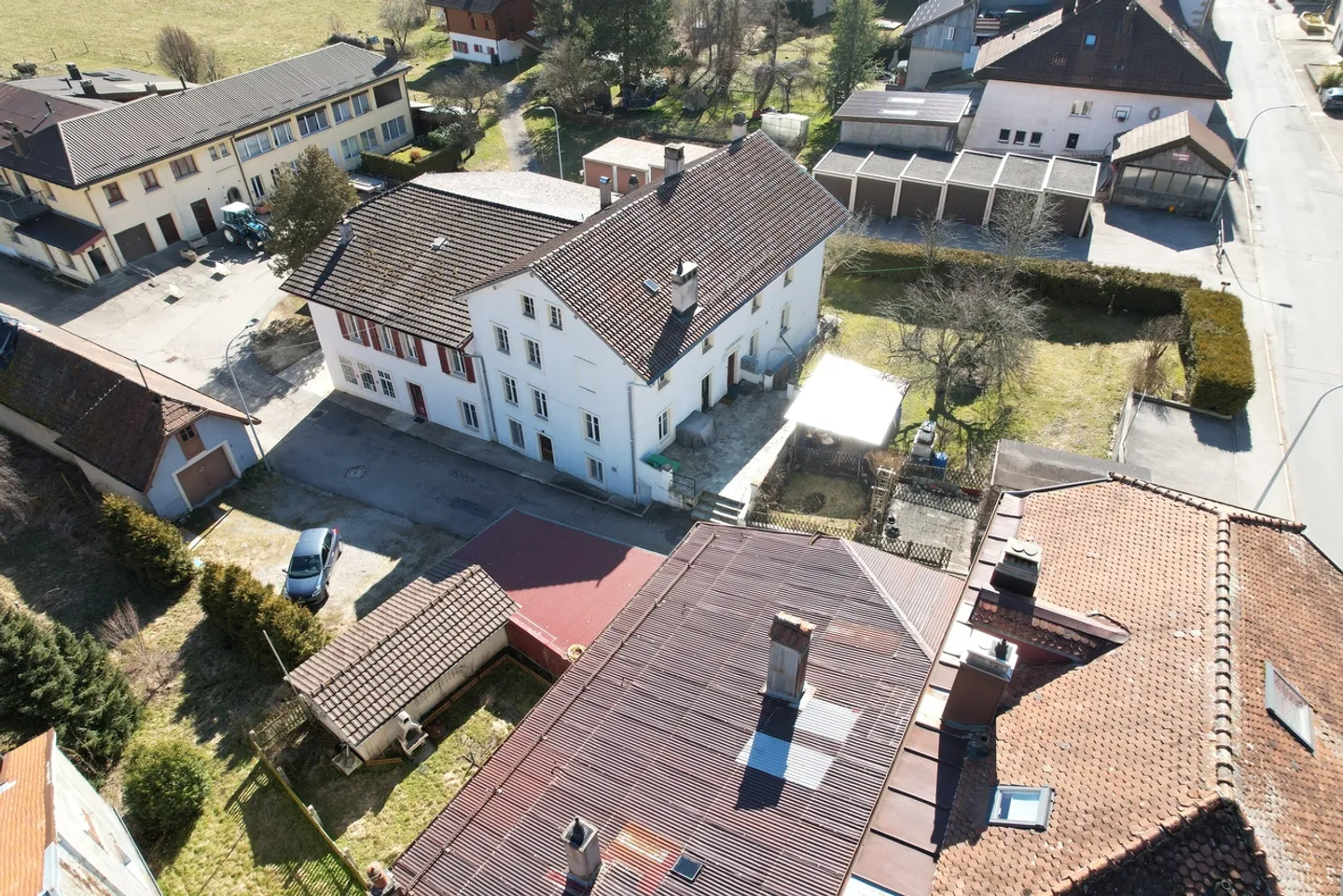 Immeuble locatif de rendement - Photo 1 sur 12