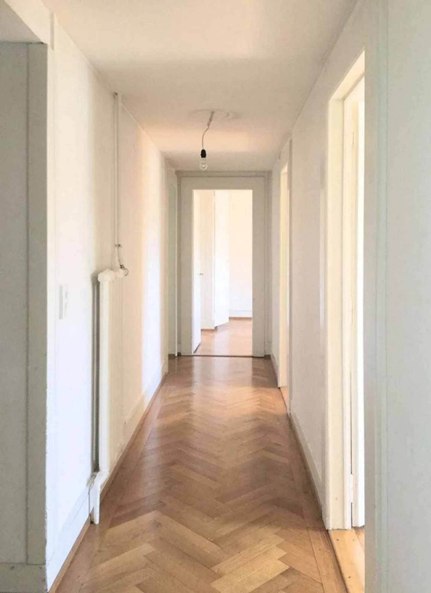 Bellissimo appartamento situato in un edificio di lusso - Foto 3 di 5