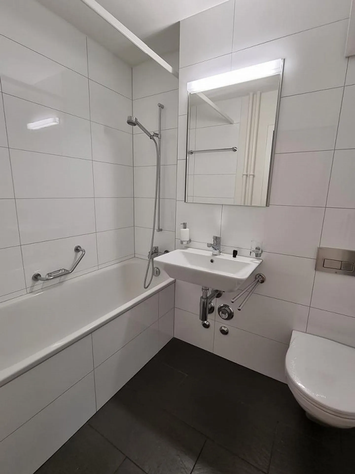 Ihr neues Zuhause: gepflegte 2.5-Zimmer-Wohnung an idealer Lage - Foto 4 von 7