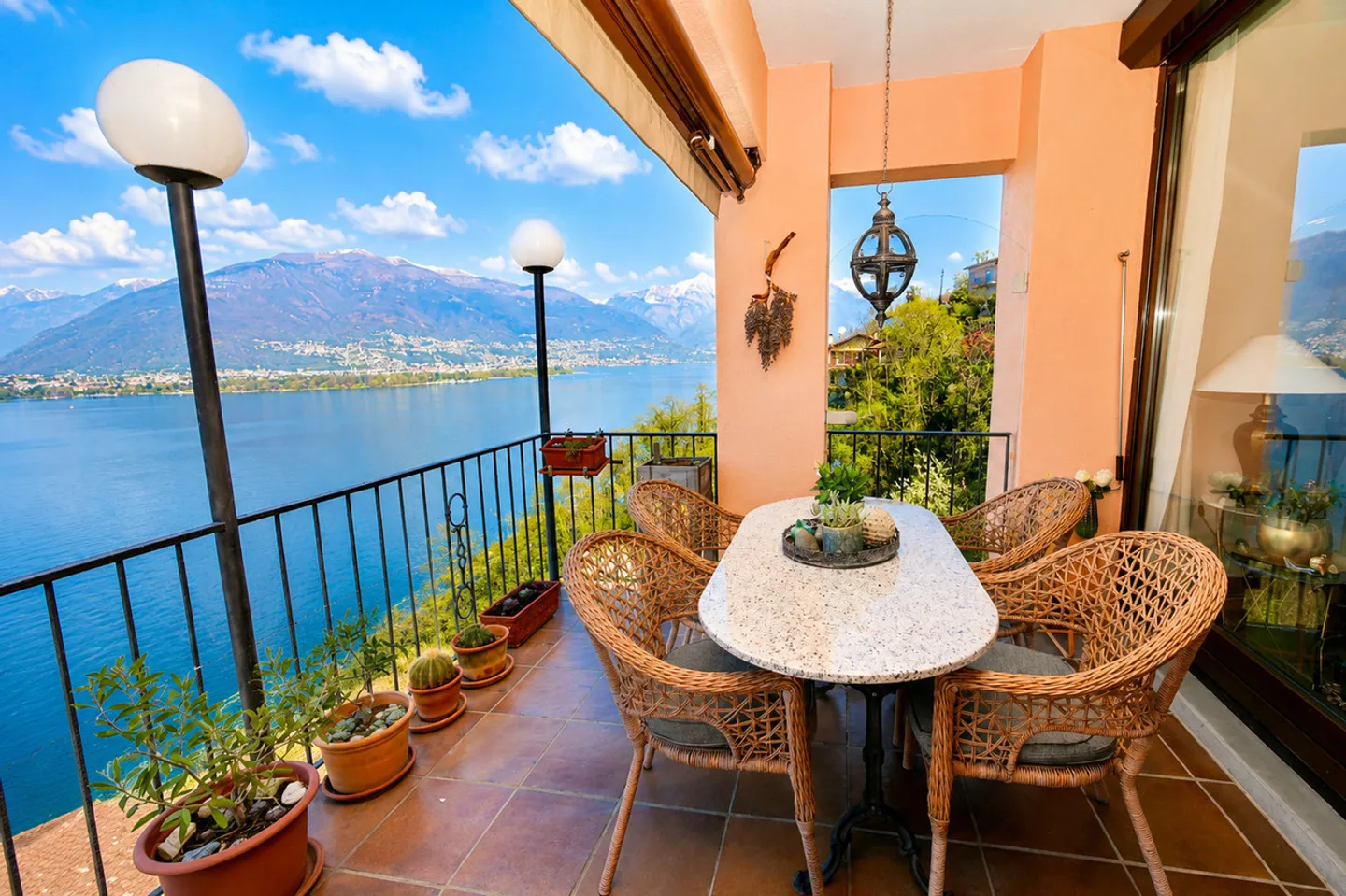 Mediterrane Ferienwohnung mit Seeblick und Aussenpool - Photo 2 of 15