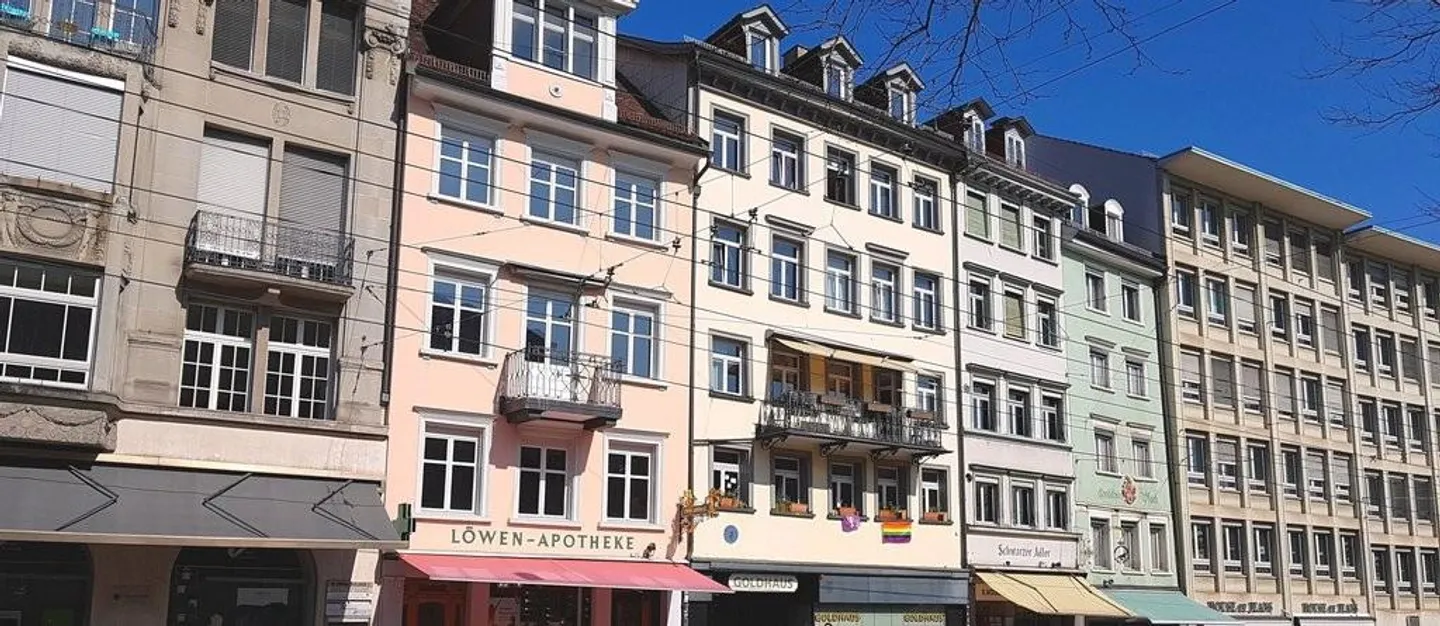 Charmante Dachwohnung in St. Gallen - Foto 1 von 8