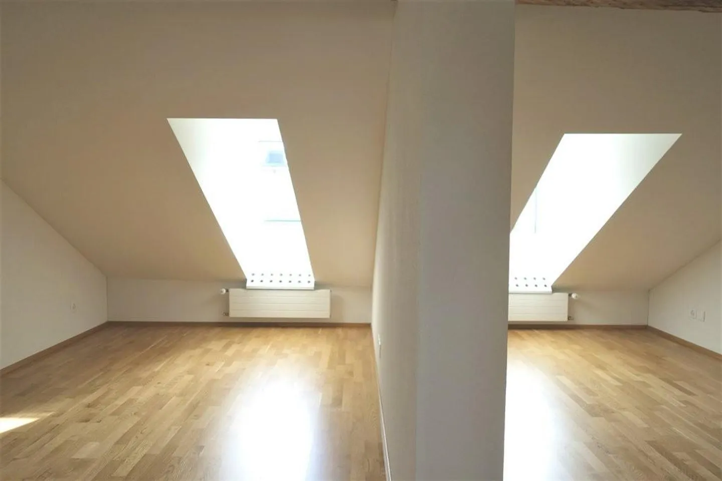 Charmante Dachwohnung in St. Gallen - Foto 3 von 8