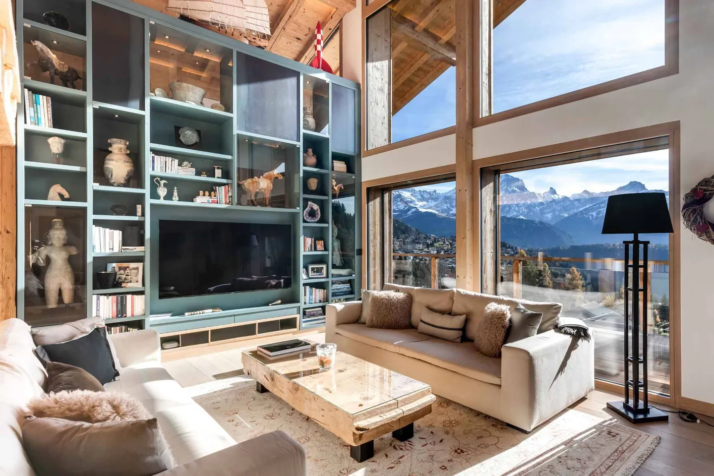 Chalet de Luxe avec Vue Montagne - Photo 2 sur 13