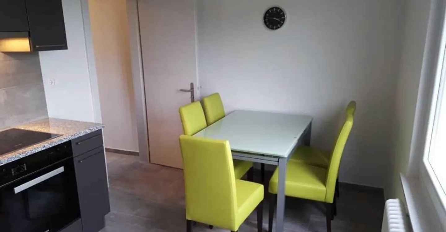 Einzelzimmer zur Miete in St-Blaise - Foto 4 von 7