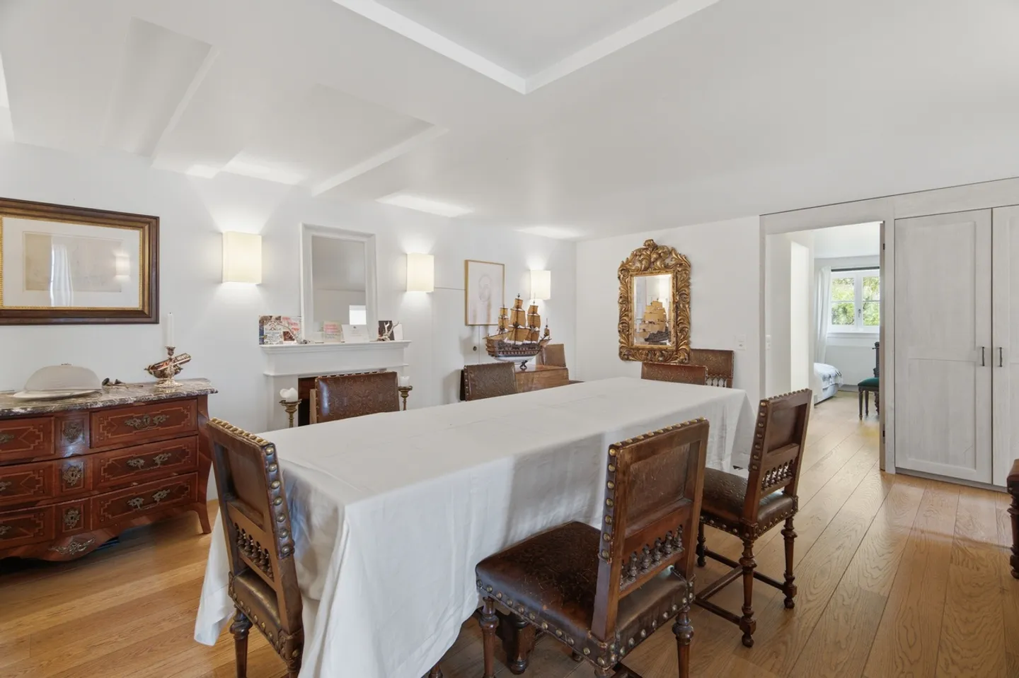 Elegante 5-Zimmer Wohnung mit Seesicht - Foto 2 von 6