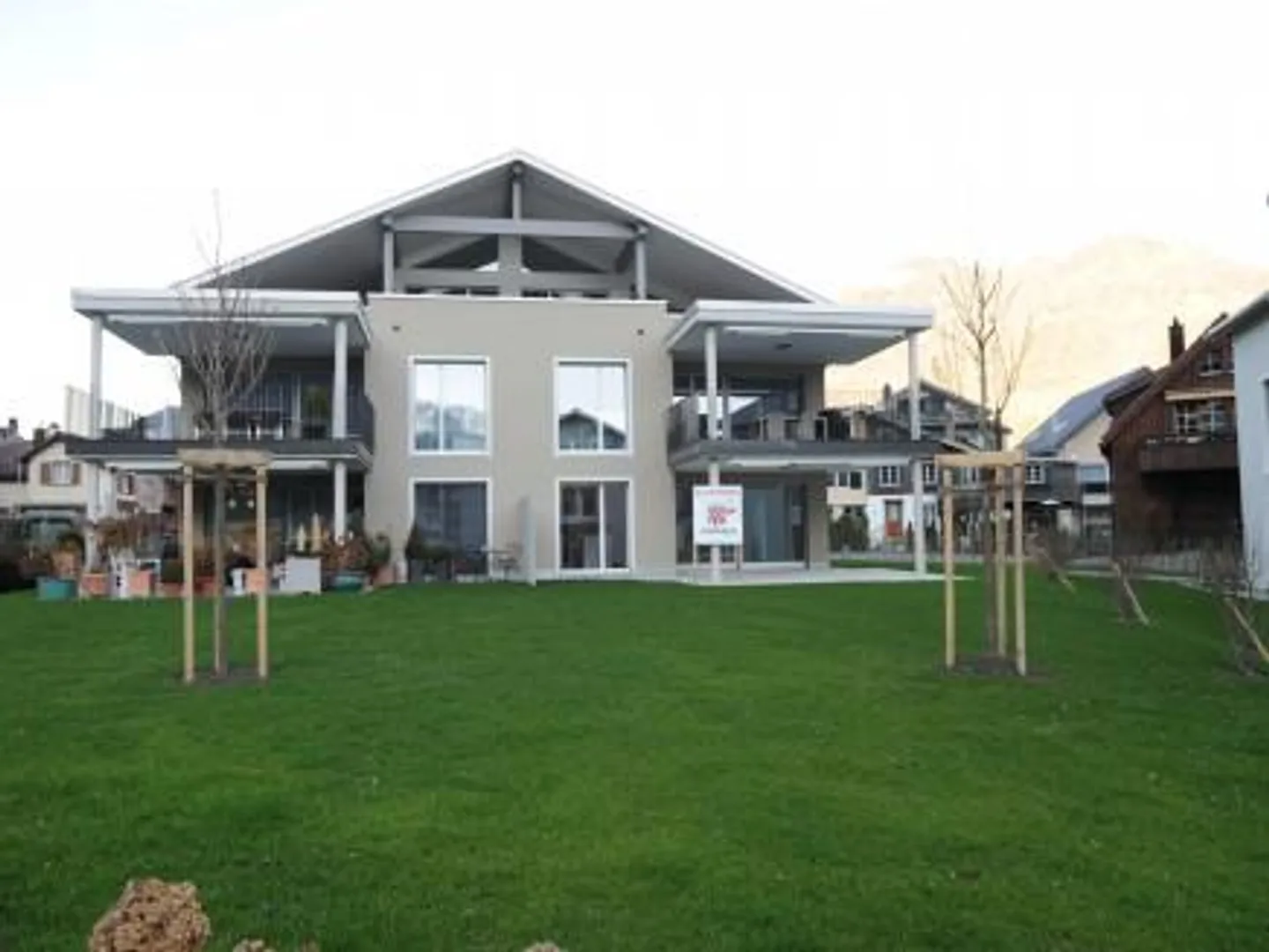 Bel appartement de jardin - Photo 1 sur 13