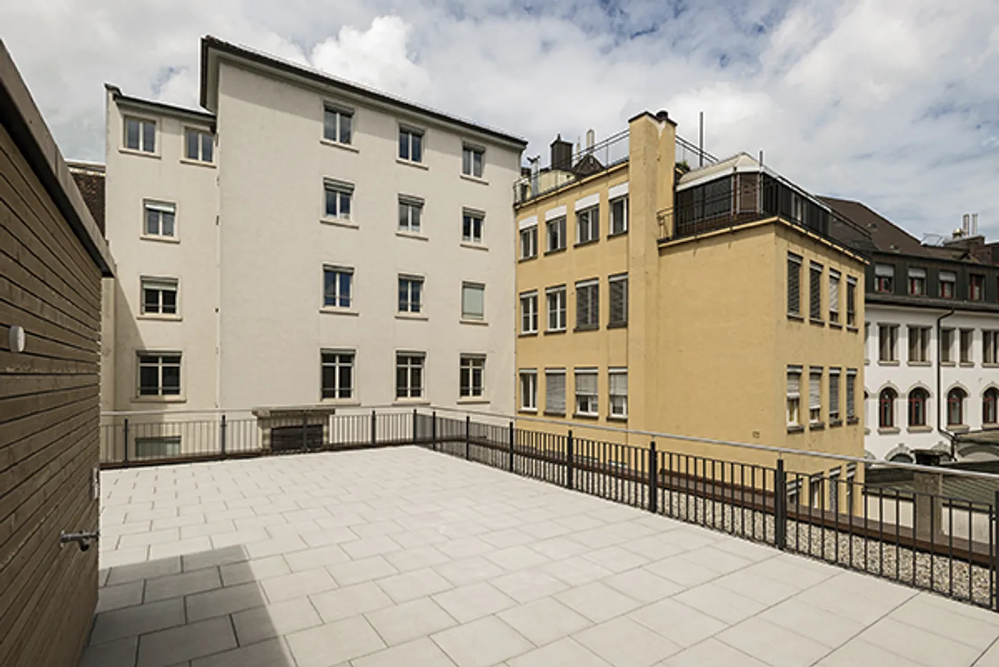 Dream home in the middle of the old town *RENT WITHOUT DEPOSIT* - Photo 5 of 5