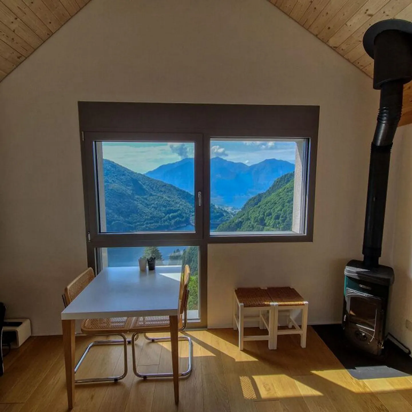 Nuova casa bifamiliare di due appartamenti di 3.5 locali,  molto so... - Foto 5 di 10