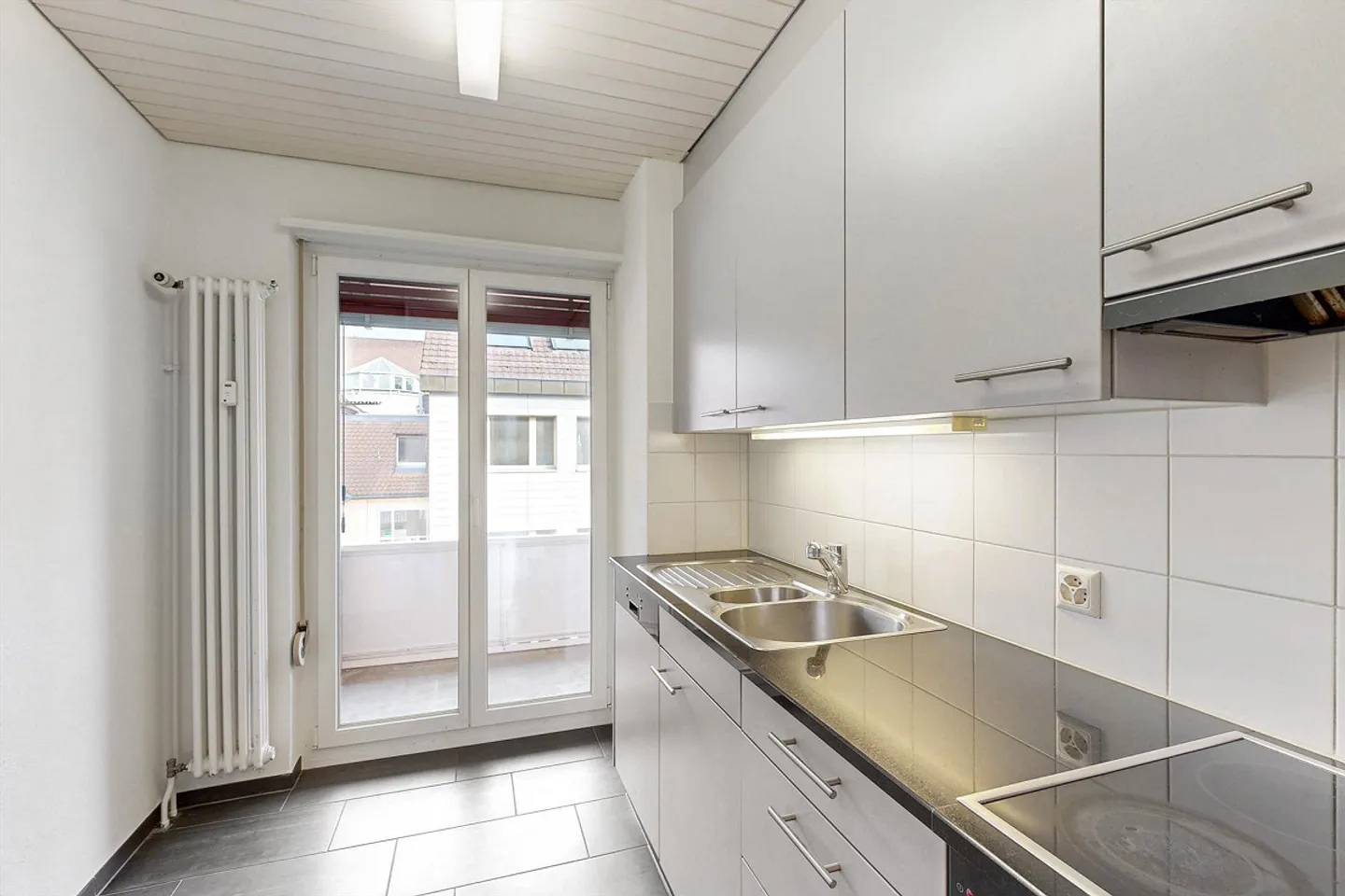 Appartement Charmant avec Balcon - Photo 2 sur 11