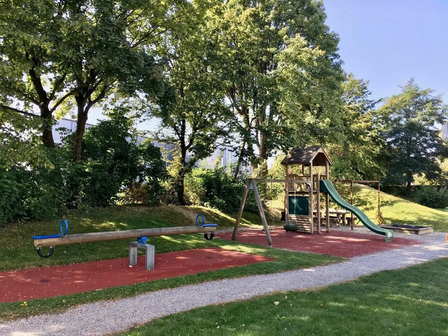 Above the rooftops of Kirchberg / New Year's promotion 1 month free! - Photo 2 of 13