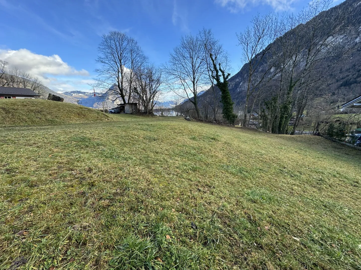 Terreno edificabile in posizione privilegiata - Ideale per la tua casa da sogno - Foto 1 di 2