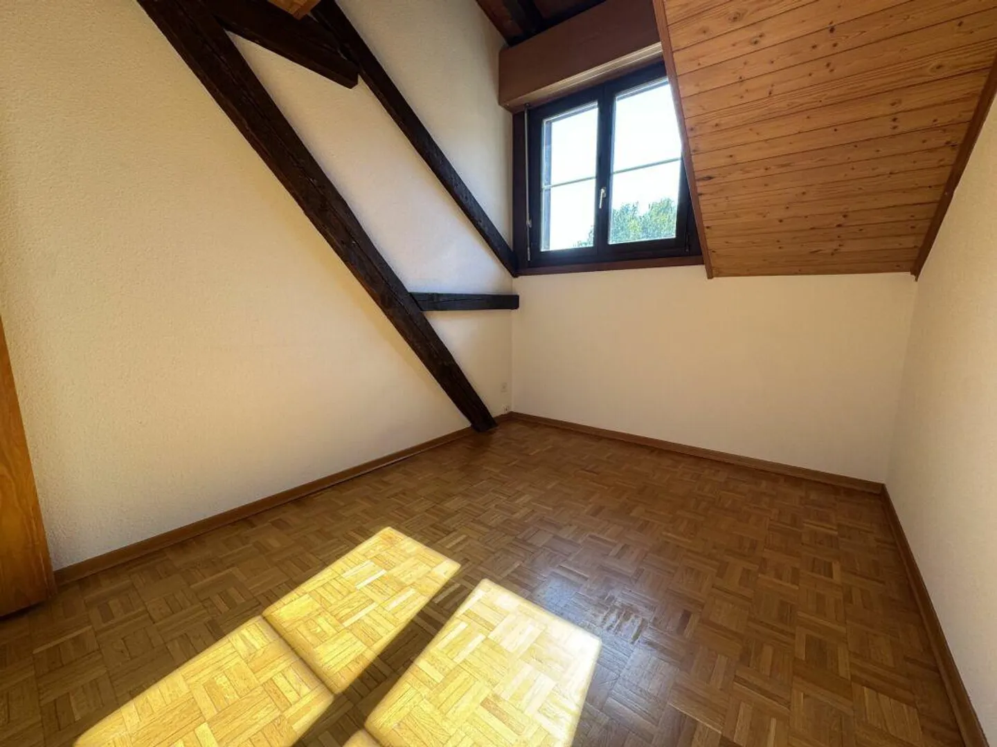 Charmante Loftwohnung in Biel - Foto 2 von 8