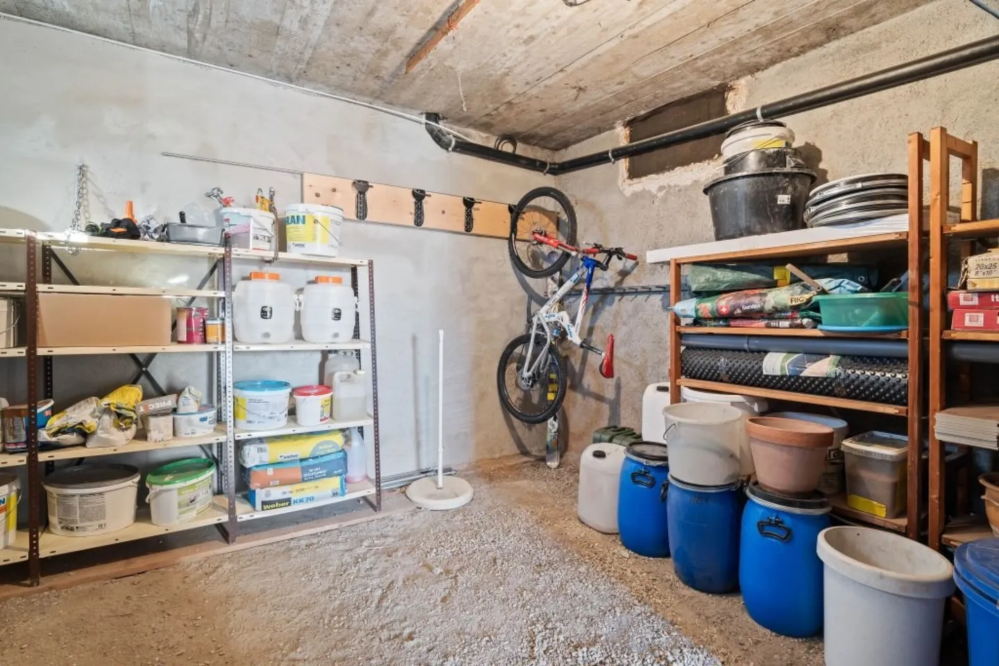 Charmantes Zweifamilienhaus in Crans-Montana - Foto 27 von 37