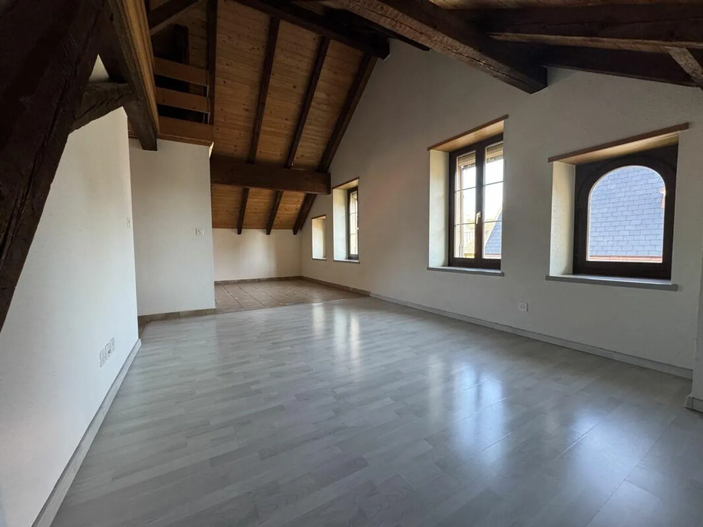 Charmante Loftwohnung in Biel - Foto 4 von 8