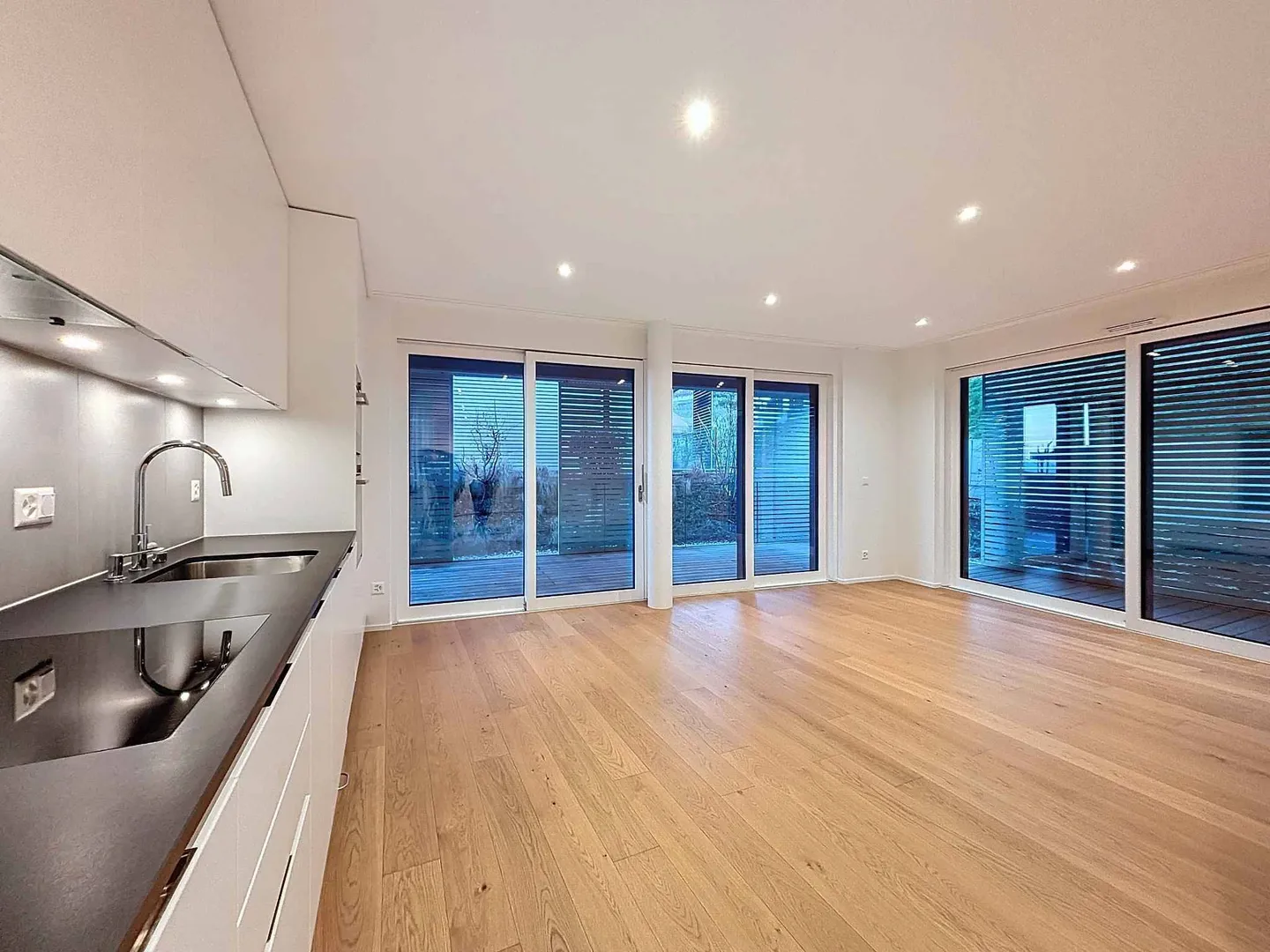 Appartamento con 2,5 stanze direttamente sull'acqua - Foto 1 di 7