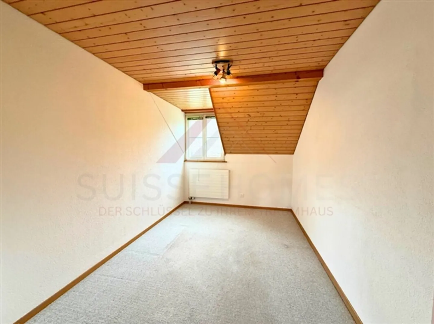 Attractive multi-family house in Grasswil BE - well-maintained, solid and with 4.8% yield - Photo 12 of 17