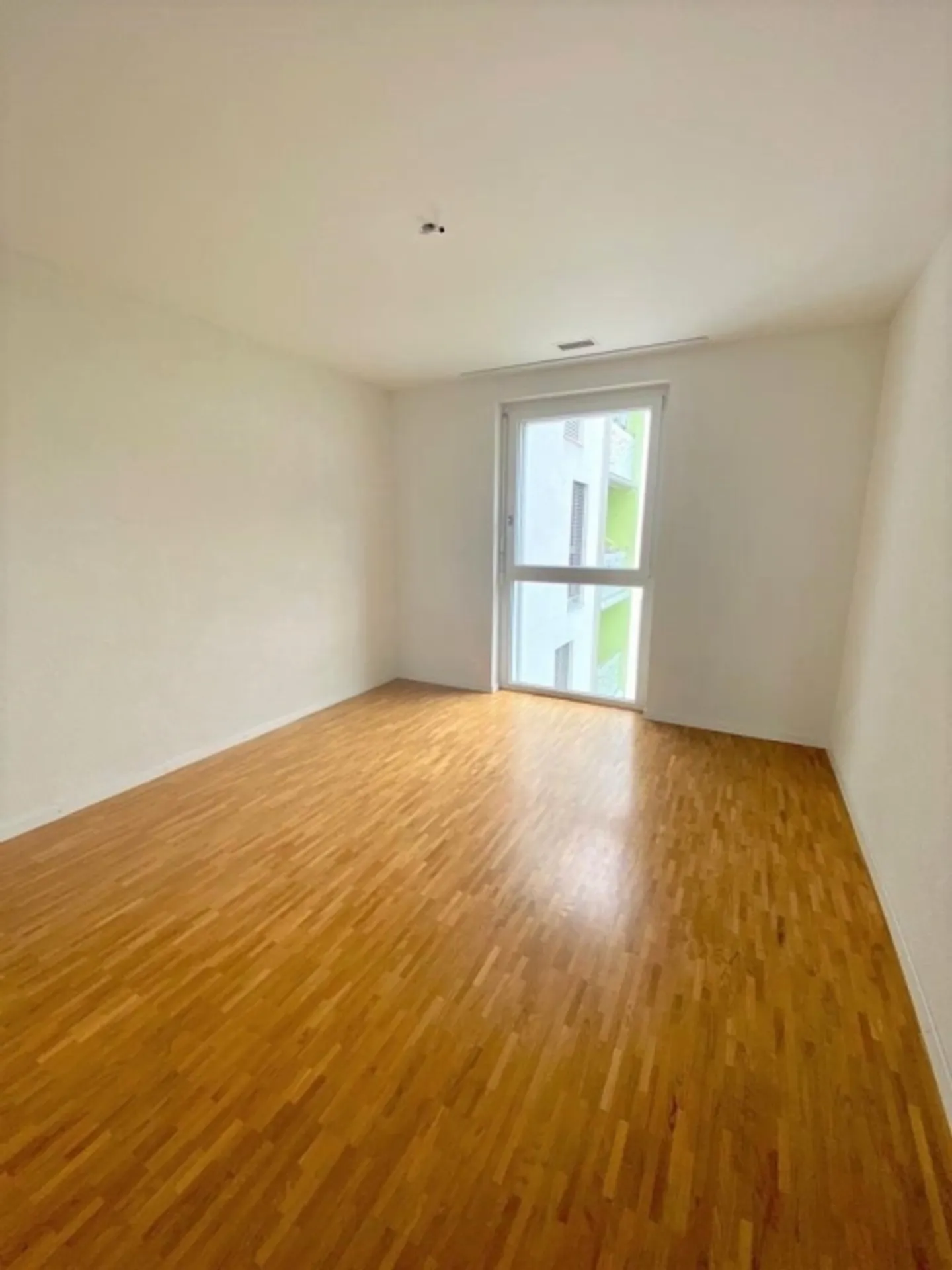 Neu! Geräumige Wohnung in Sierre! - Foto 5 von 8