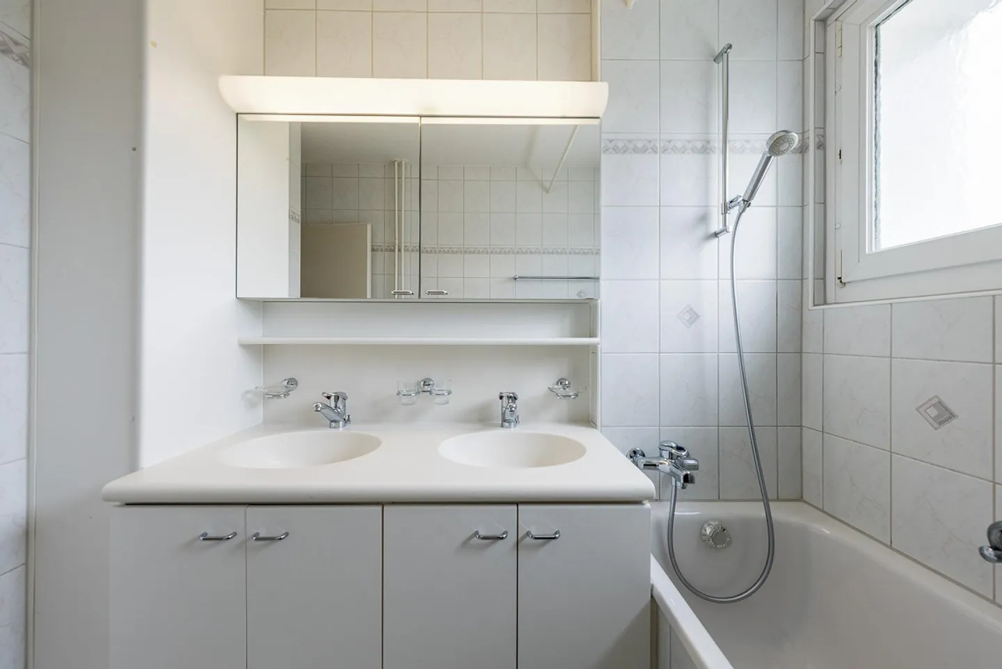 Family-friendly development in the green - Photo 10 of 12