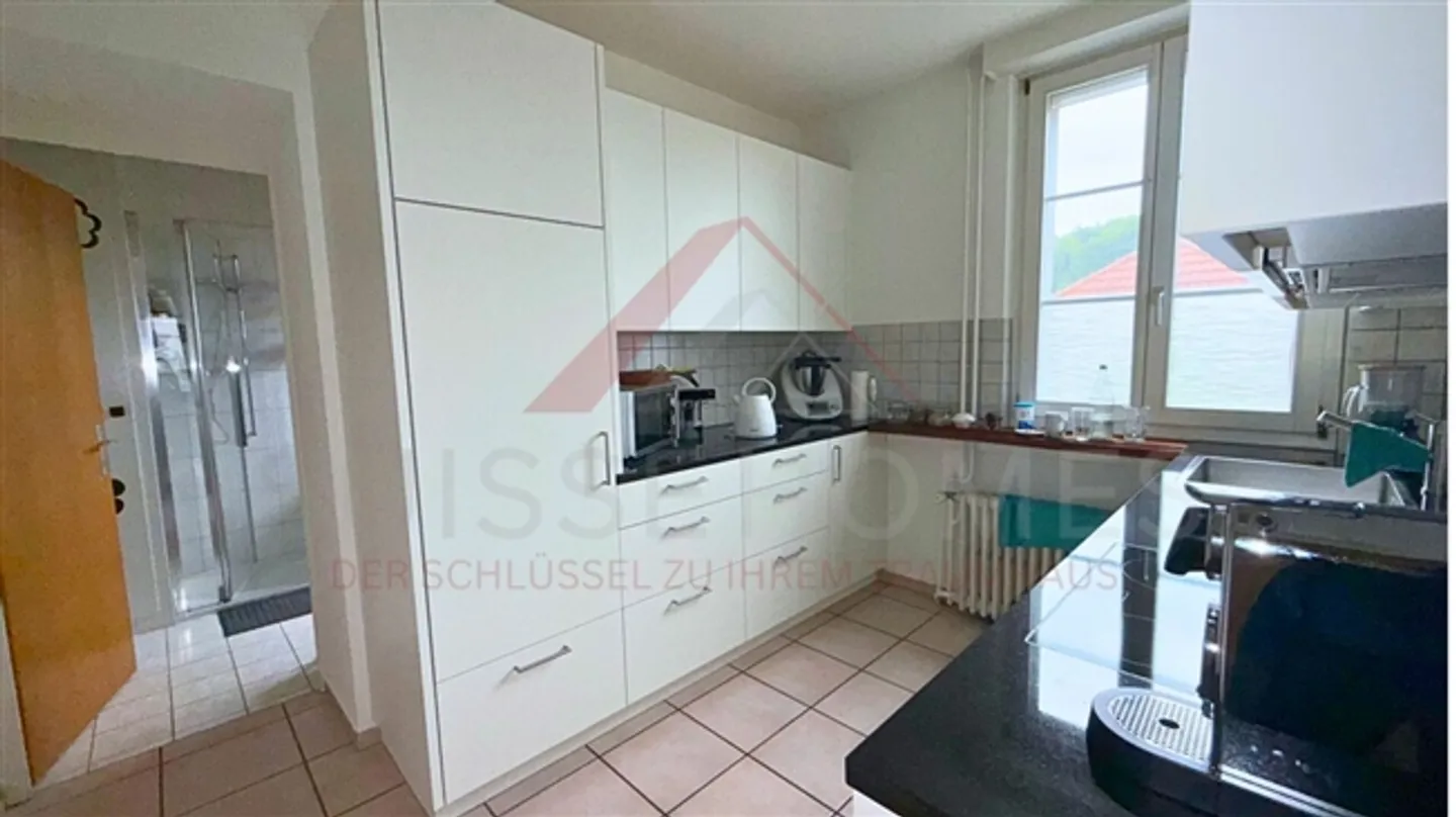 Attractive multi-family house in Grasswil BE - well-maintained, solid and with 4.8% yield - Photo 5 of 17