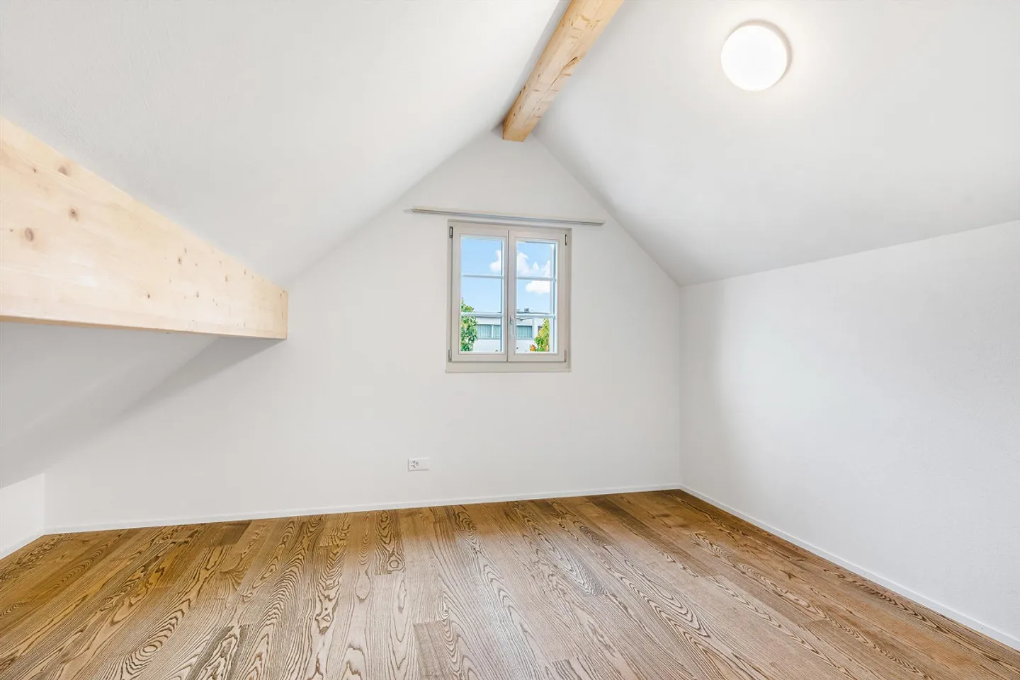 Frisch renoviert: Letzte 3.5 Zimmerwohnung zu vermieten - Foto 4 von 9