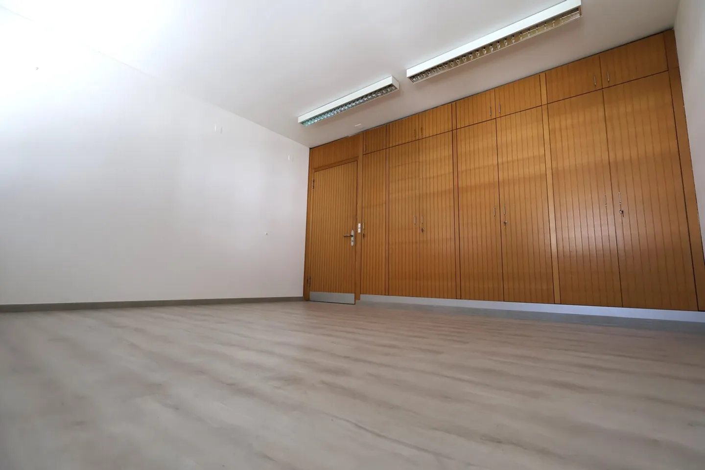 Spazio ufficio in affitto - Foto 3 di 4