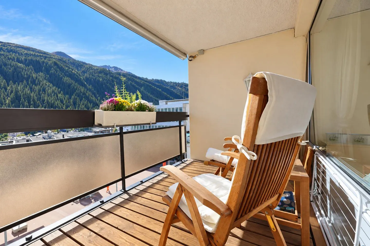 Charmante 2-Zimmerwohnung: Mittendrin und mit Weitblick - Foto 7 di 11